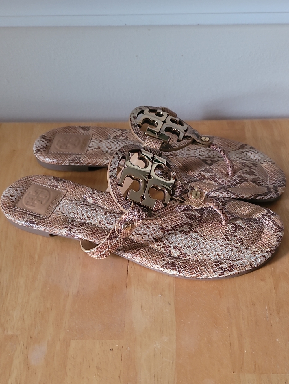 Tory Burch Metal Miller Sandal Python Snakeskin Print Leather Thong Flat - Picture 4 of 10